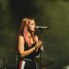 PHOTO REVIEW: Against The Current Take New Album "Past Lives" To Amsterdam