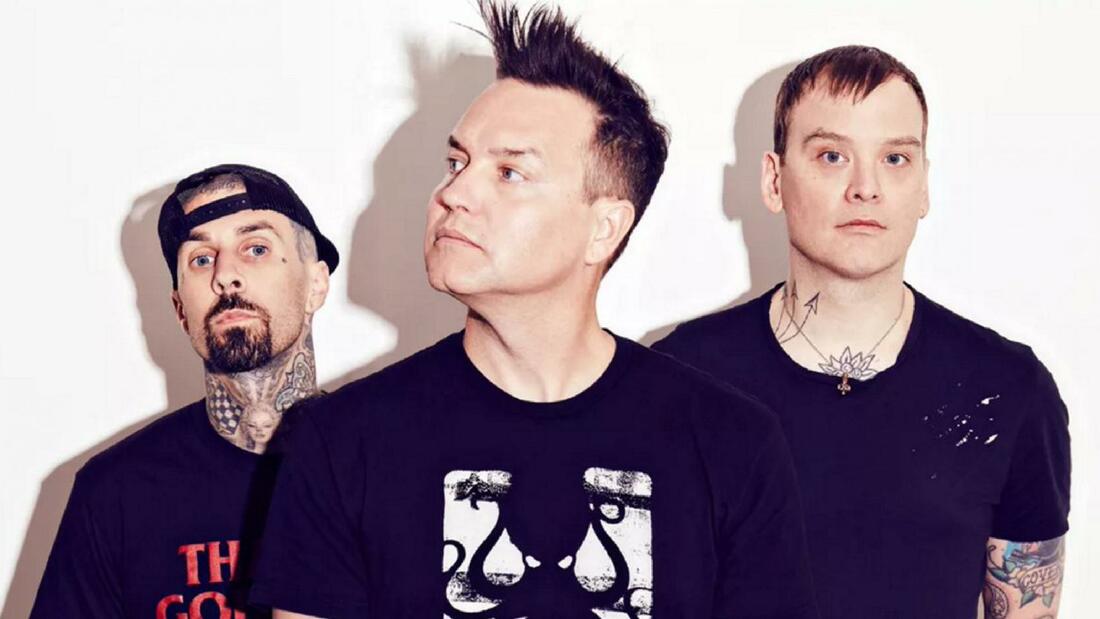 blink-182-share-they-have-written-a-song-with-the-chainsmokers