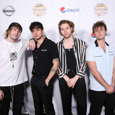 The Chainsmokers Tease Collaboration With 5 Seconds Of Summer