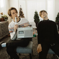 IDKHOW Release Christmas Music Video