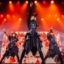 LIVE REVIEW: Babymetal Turn Tilburg Into 'Metal Galaxy' With Sold-Out Show