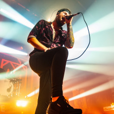PHOTO REVIEW: Beartooth & The Amity Affliction Turn Amsterdam Into Whirling Moshpit