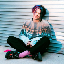 Watch Yungblud Perform New Track Live On 'Top Of The Pops'