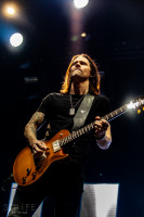 alter-bridge-12