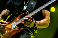 alter-bridge-24