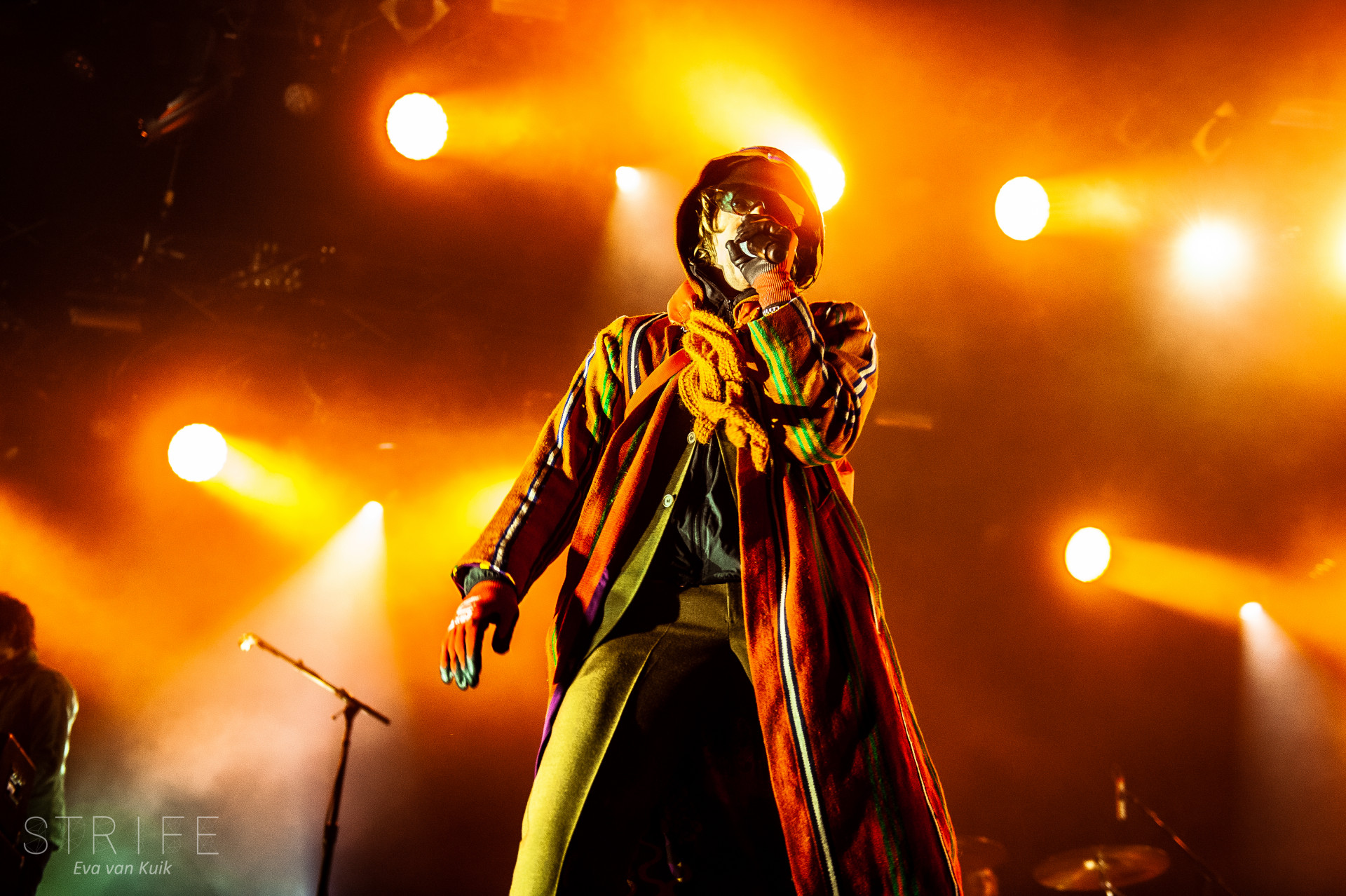 PHOTO REVIEW Cage The Elephant Take Grammy Winning New Album 'Social