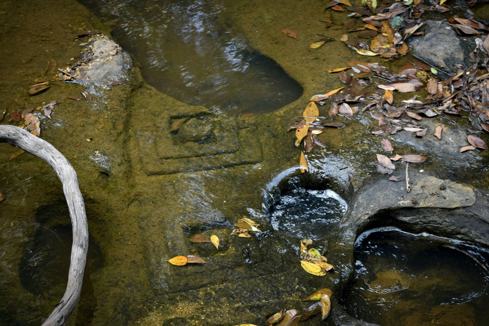 cambodia-photo-tours-1000-lingas