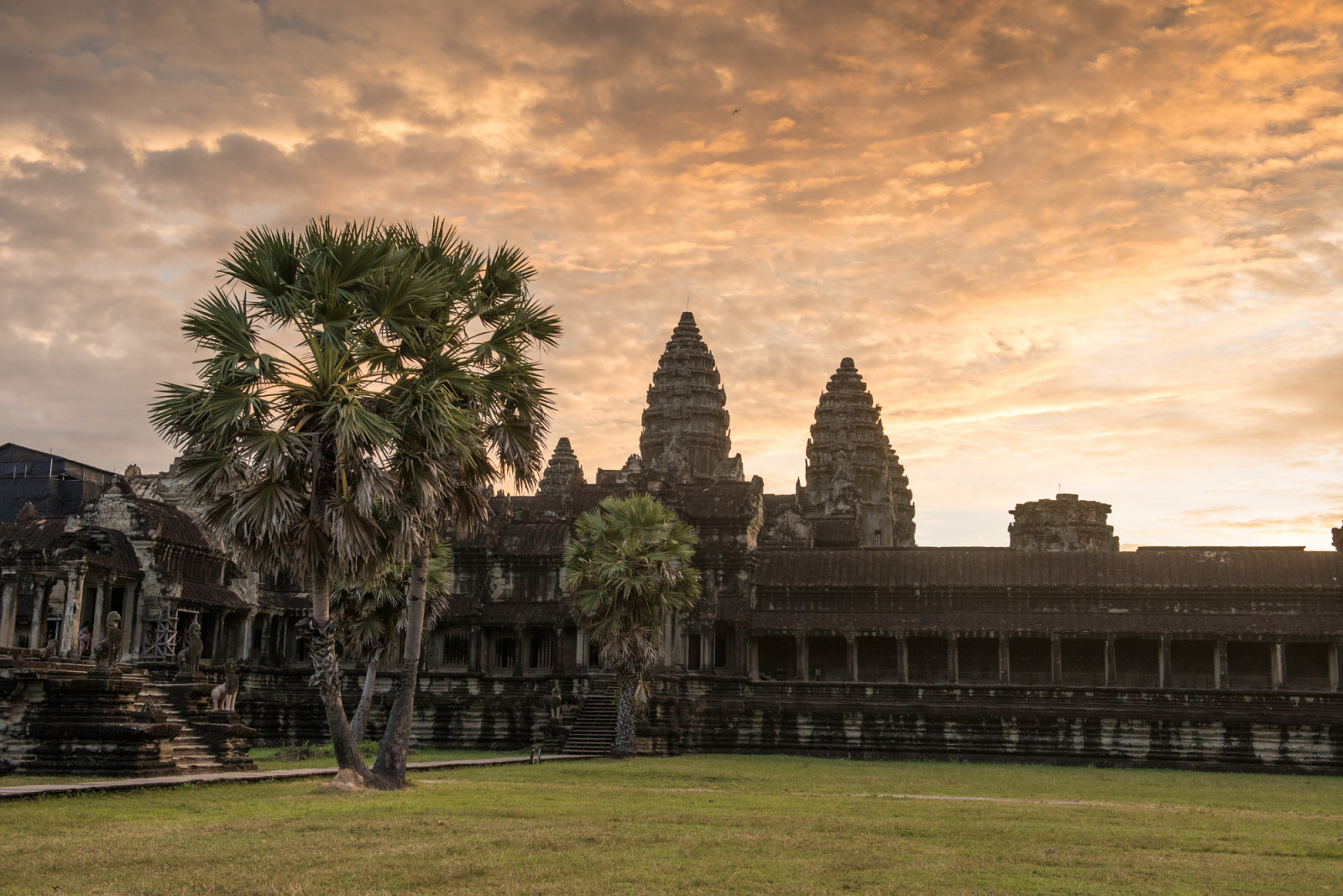 zonsopgang over Angkor Wat