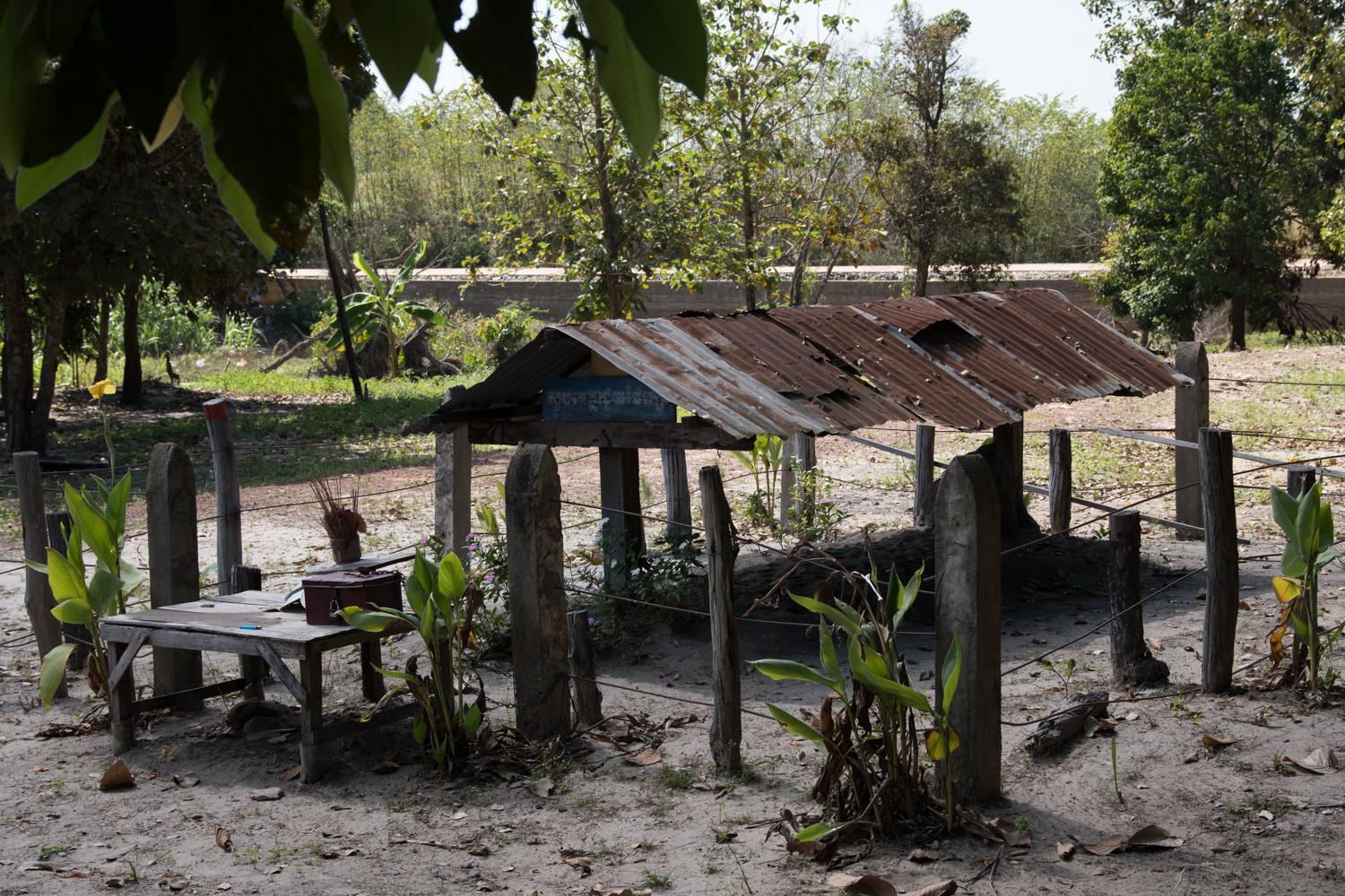 Cambodia photo tours Pol Pot grave