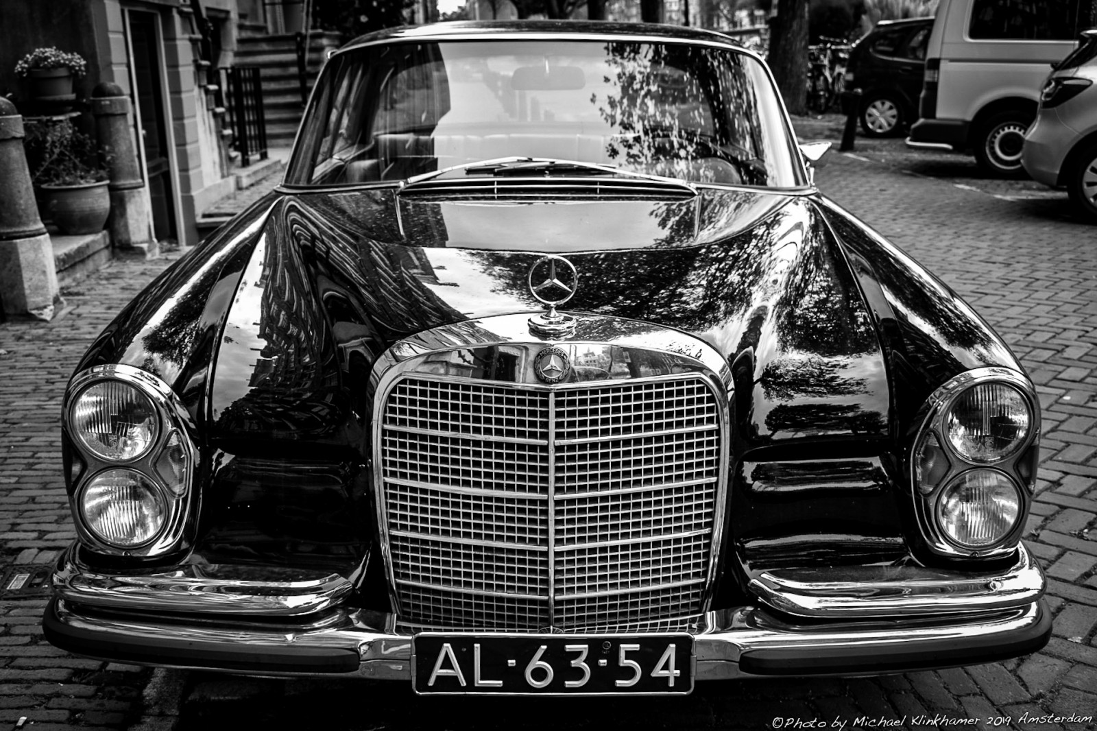 Mercedes Benz 280SE Coupe