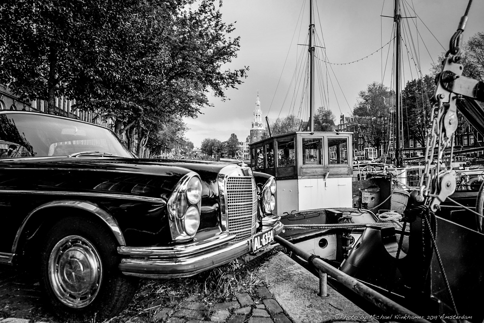 Mercedes Benz 280SE Coupe Amsterdam waterfront