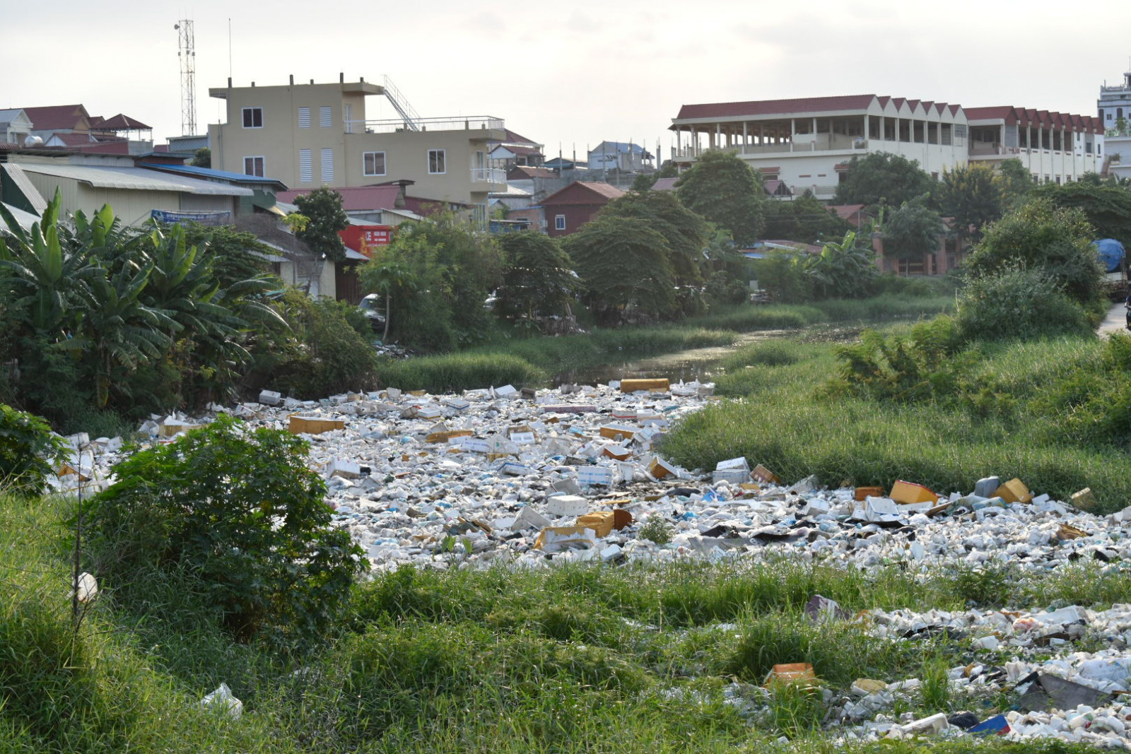 City of garbage Phnom Penh rivers of garbage 2