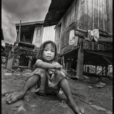 When will the poverty in the slums of Phnom Penh end?
