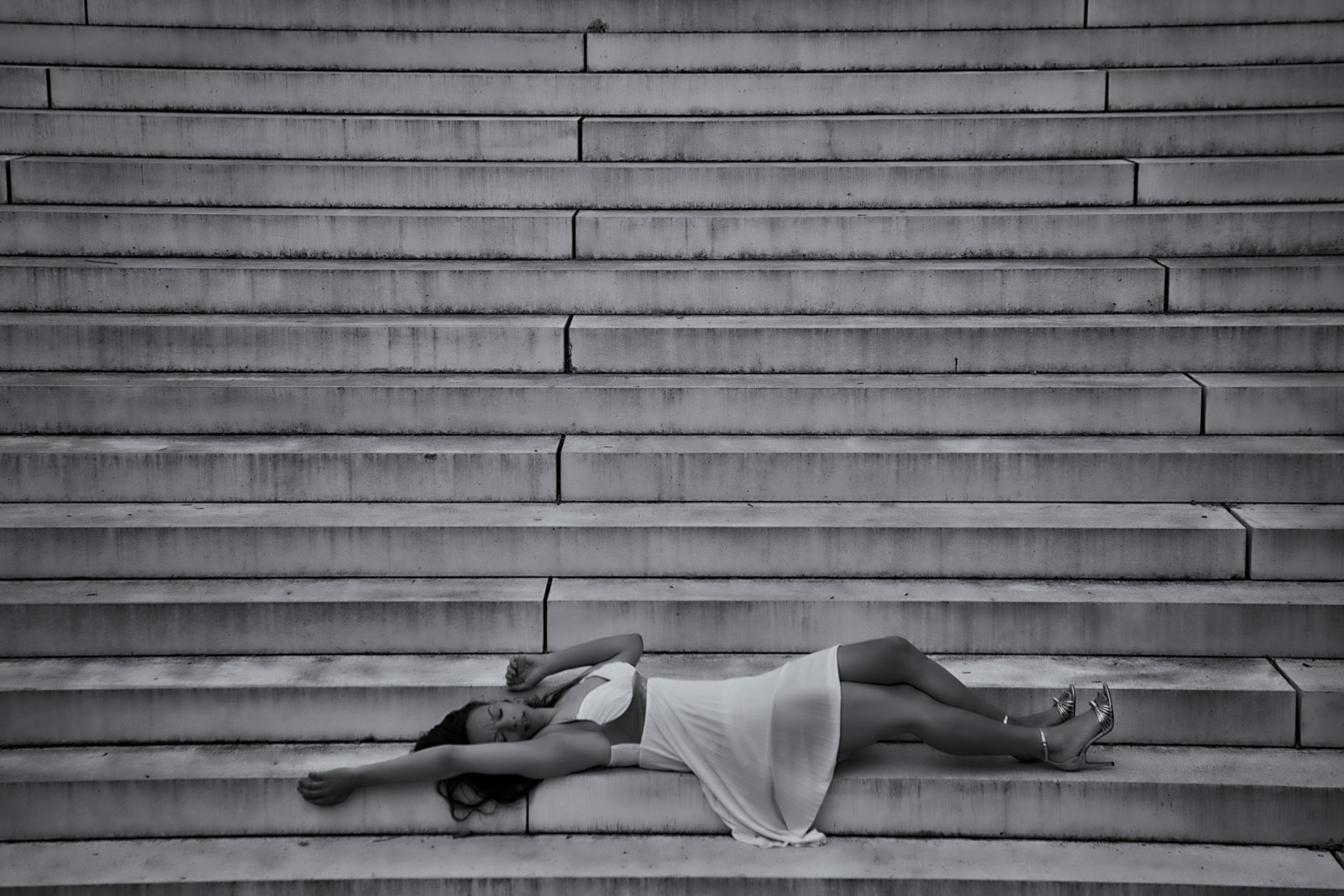 learn-about-composition-in-photography-lady-on-stairs-by-jos-joosten