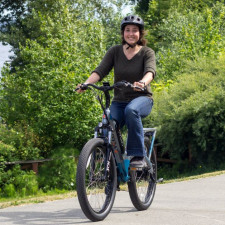 Steeds meer Nederlanders stappen over op een elektrische fiets