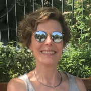Ninia Voss -