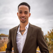 yannick Myv - Coach
