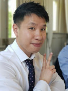 Van Nguyen - Sales in bathroom
