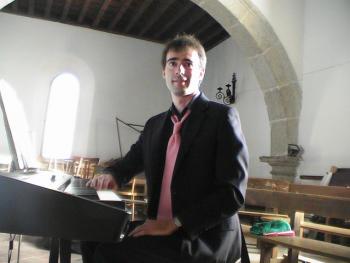 Eduardo Martín's media